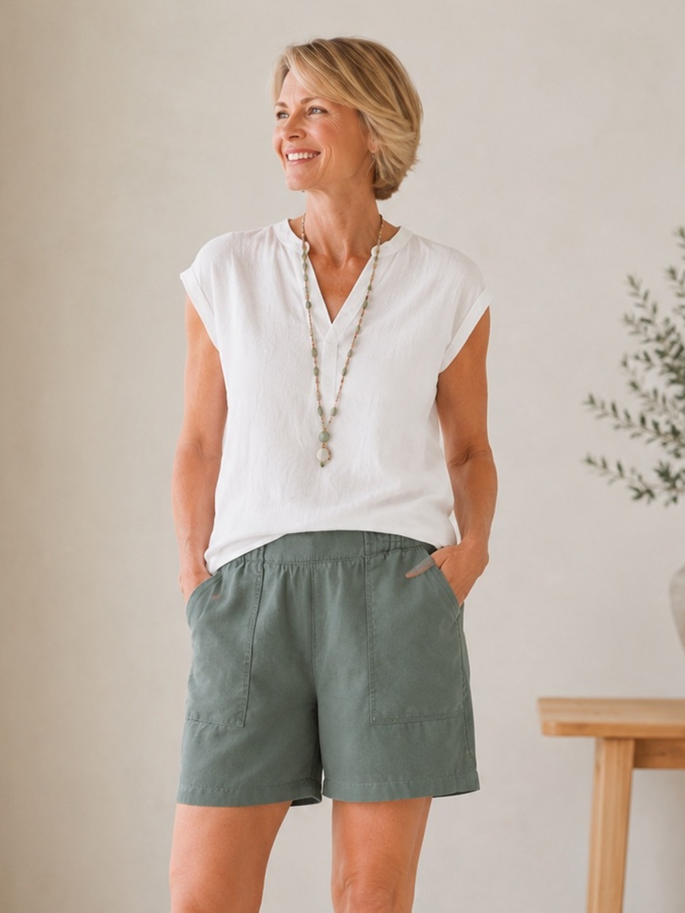Casual Olive Green Women’s Elastic-Waist Shorts